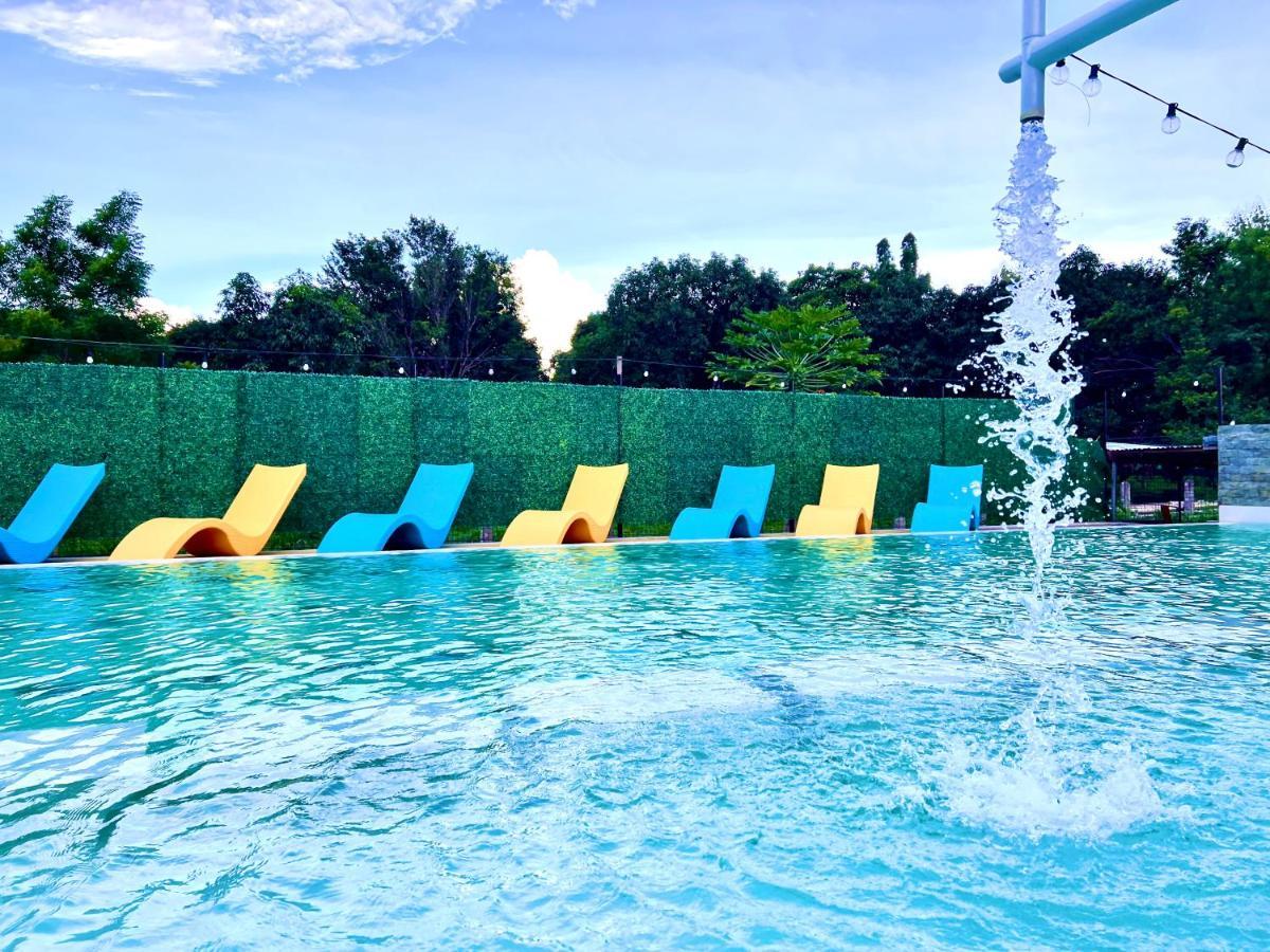 Hotel Pinc General Santos City エクステリア 写真